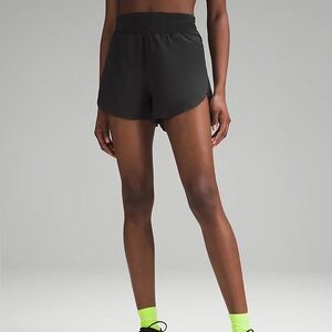 Fast and Free Reflective High-Rise Short 3”